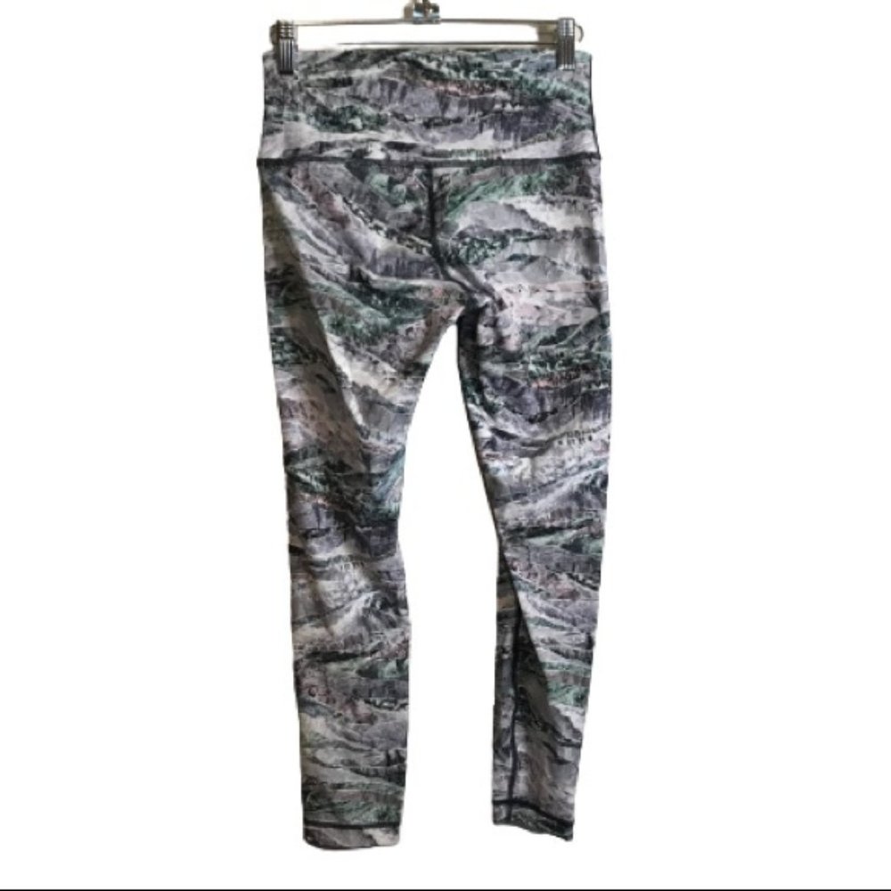 Lululemon Wunder Under Springscape Multi 25” I Size 6 - Picture 7 of 12
